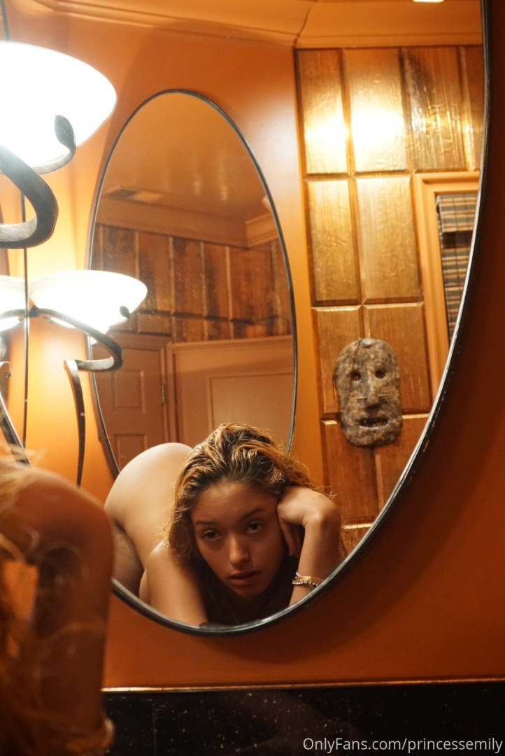 Photo by princessemily published on August 17,2023 19:22:57 - BestThots