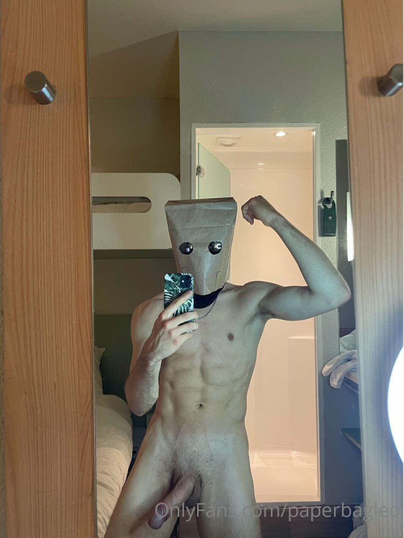 Photo by paperbagleo published on July 28,2023 20:00:28 - BestThots