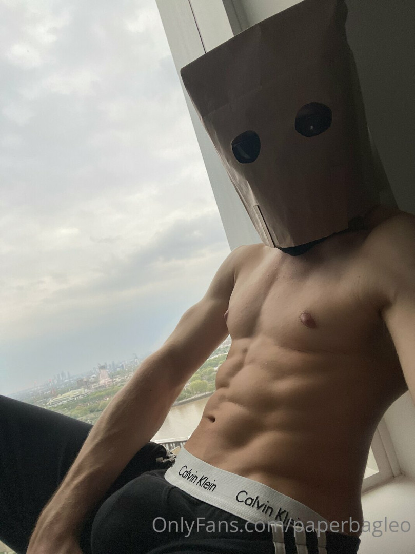 Photo by paperbagleo published on July 28,2023 20:00:36 - BestThots