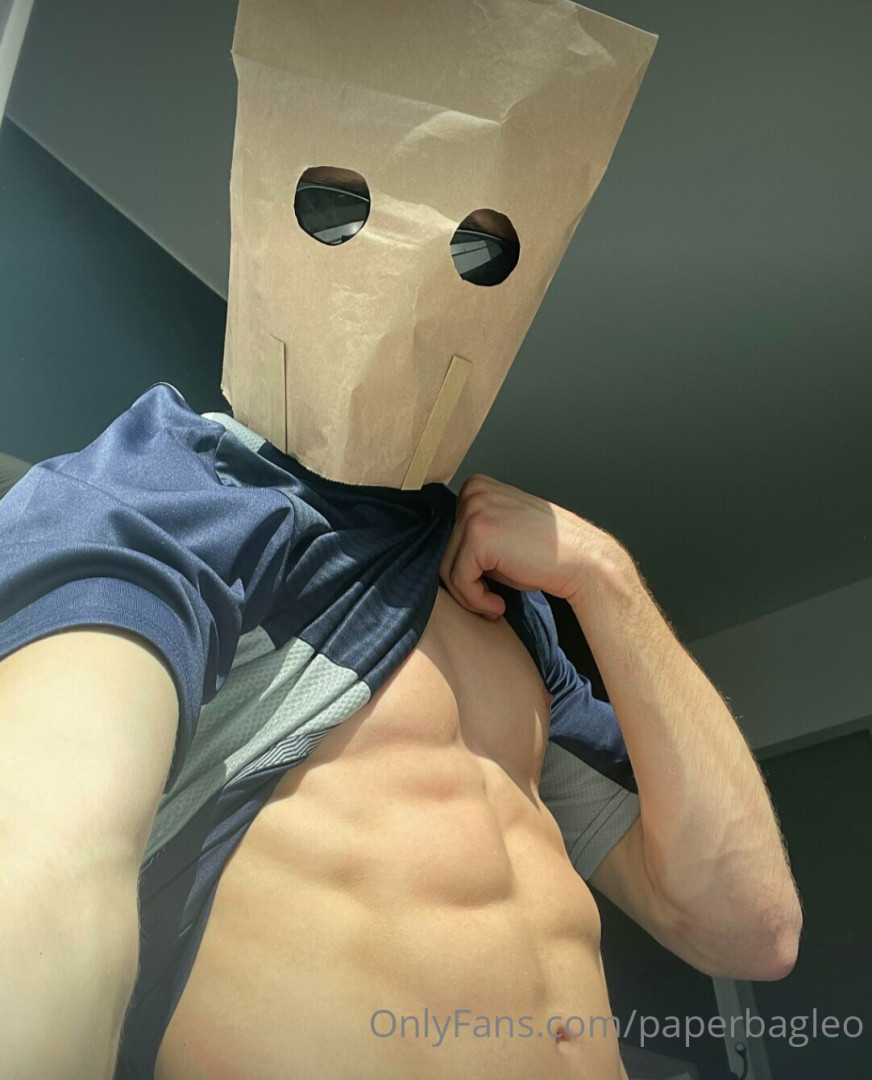 Photo by paperbagleo published on July 28,2023 20:01:46 - BestThots