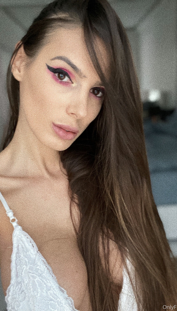 Photo by flawlesseva26 published on October 16,2023 14:06:42 - BestThots