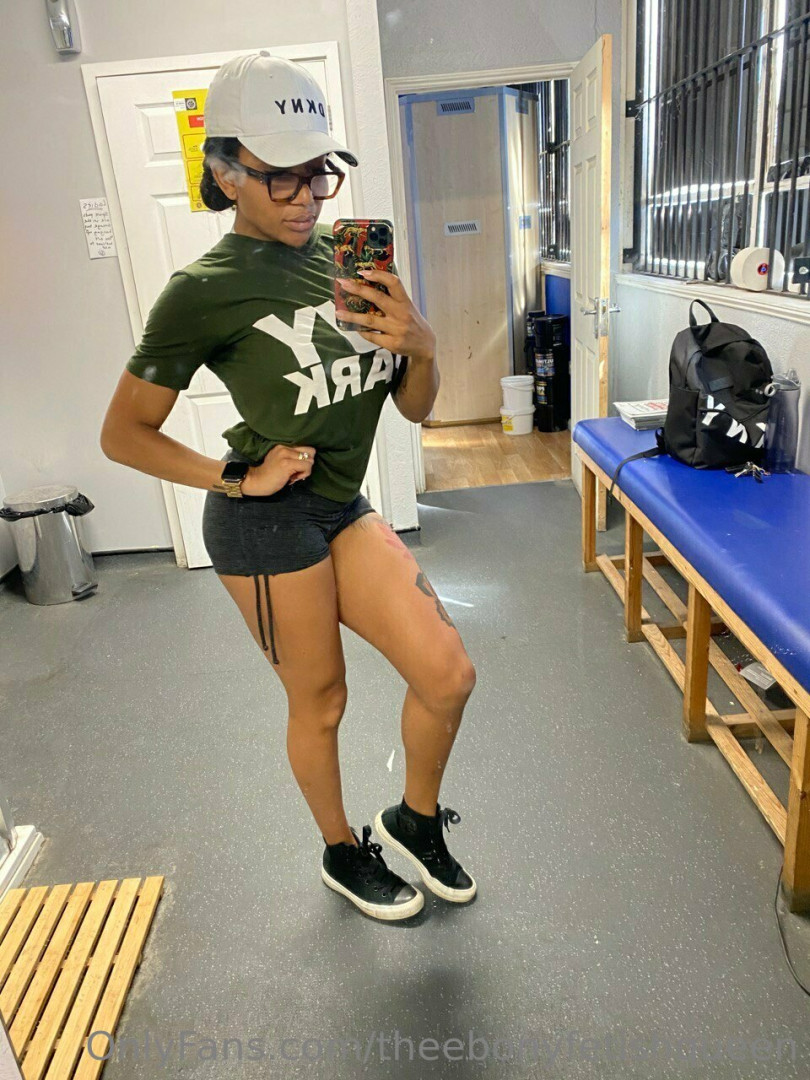 Photo by theebonyfetishqueen published on May 17,2023 01:54:20 - BestThots