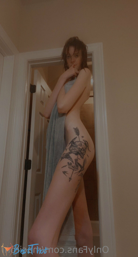 Photo by macironi published on December 14,2024 01:03:22 - BestThots