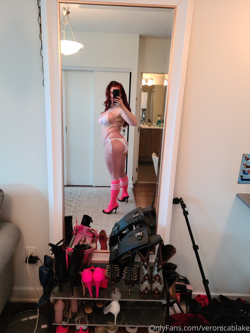 Photo by veronicablake published on May 16,2023 05:40:24 - BestThots