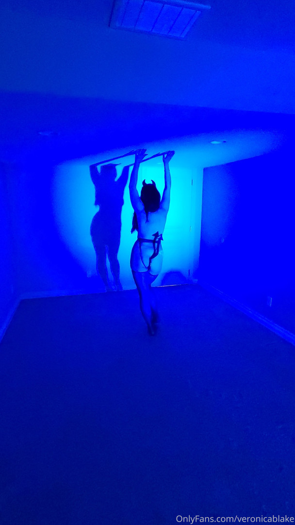 Photo by veronicablake published on May 16,2023 05:48:15 - BestThots