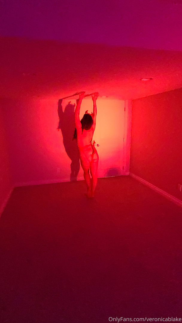 Photo by veronicablake published on May 16,2023 06:05:12 - BestThots