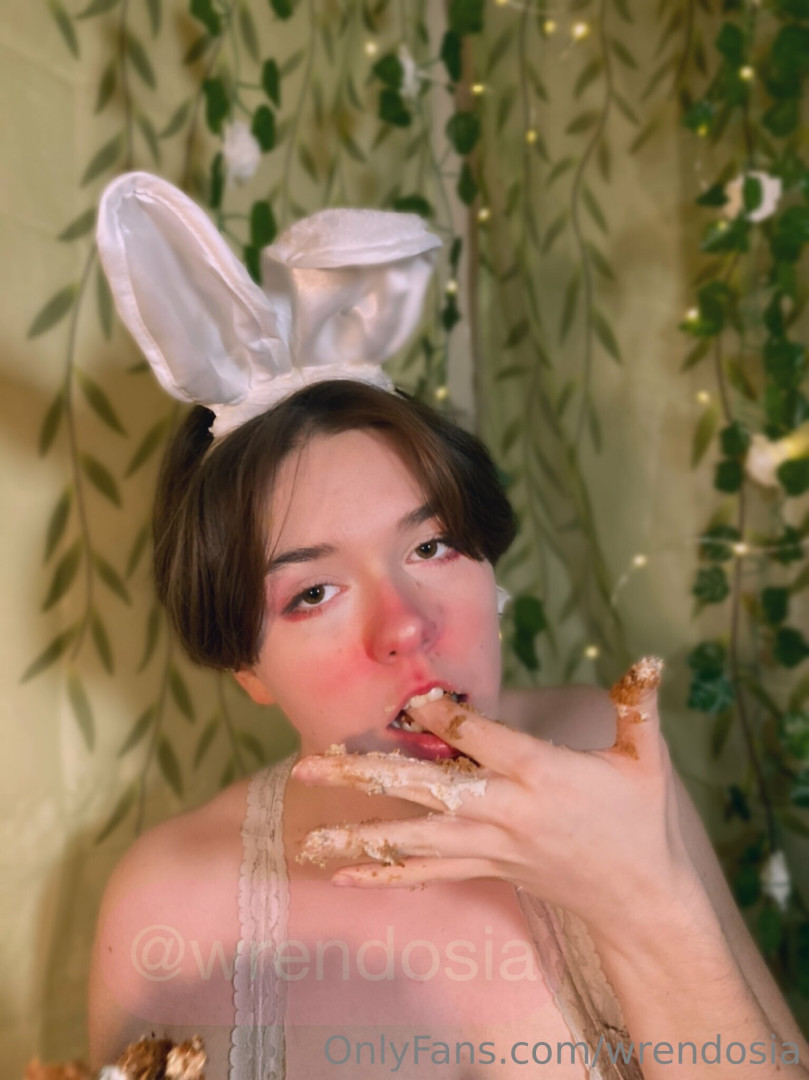 Photo by wrendosia published on May 15,2023 23:46:04 - BestThots