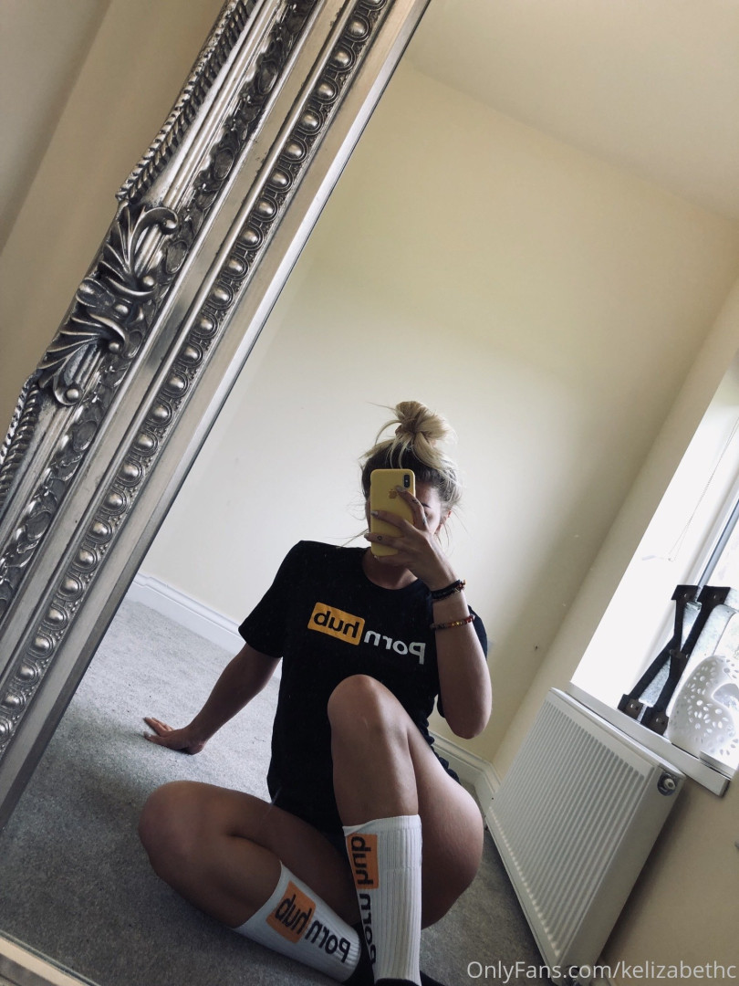 Photo by hempresskc published on October 17,2023 00:00:20 - BestThots