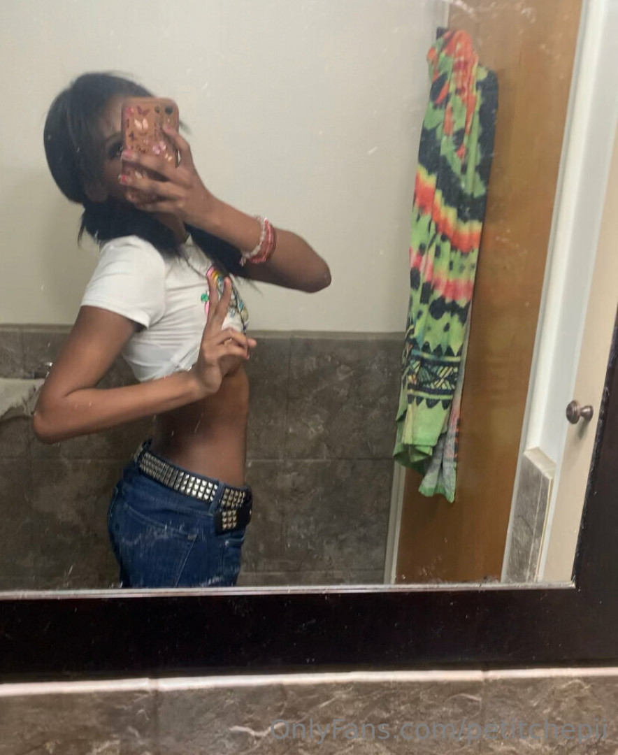 Photo by petitchepii published on June 6,2023 11:57:11 - BestThots
