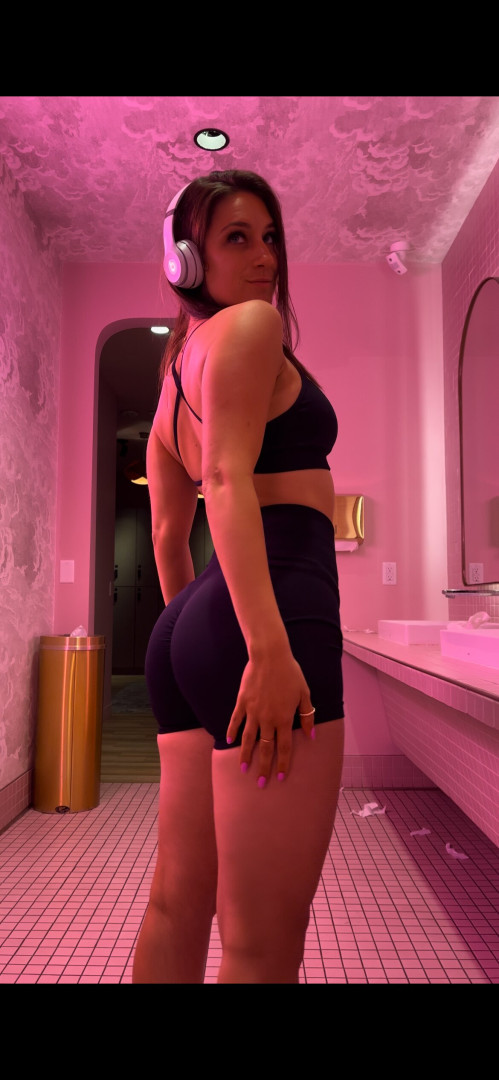 Photo by justraee published on June 27,2023 06:00:43 - BestThots