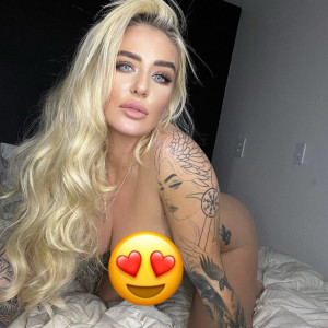 ashleywolfxo #8599302