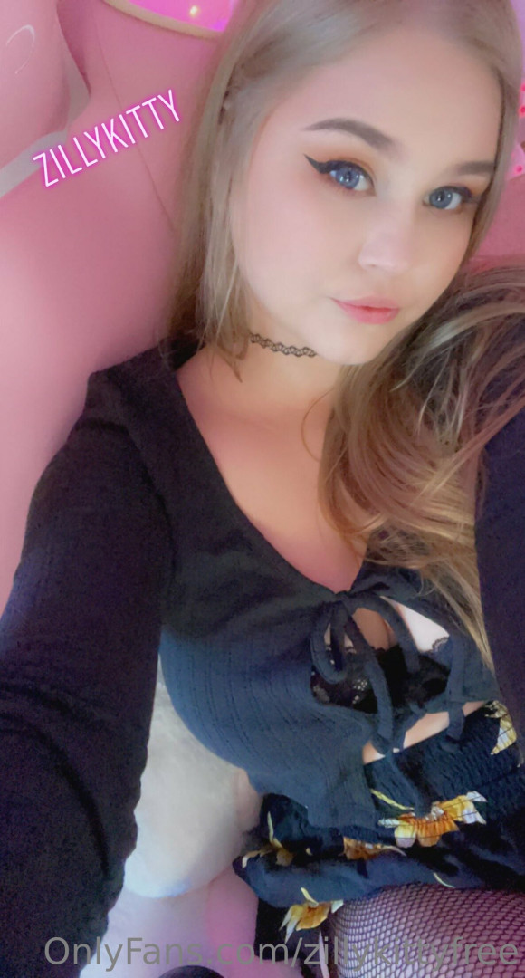 Photo by zillykittyfree published on May 31,2023 22:54:23 - BestThots