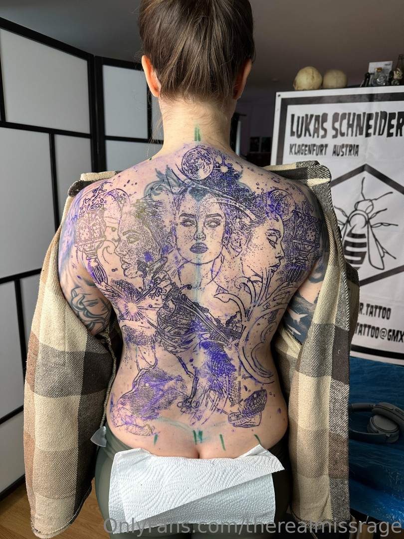 Photo by therealmissrage published on May 16,2023 21:29:30 - BestThots