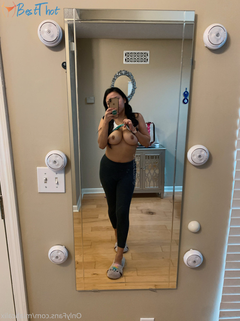 Photo by onlymiah published on December 19,2024 19:09:30 - BestThots