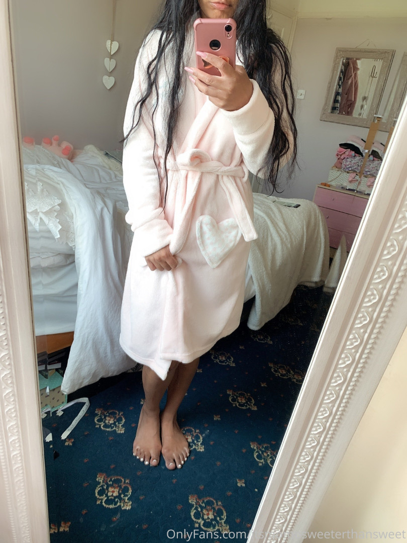 Photo by itsmomosweeterthansweet published on July 11,2023 21:34:42 - BestThots