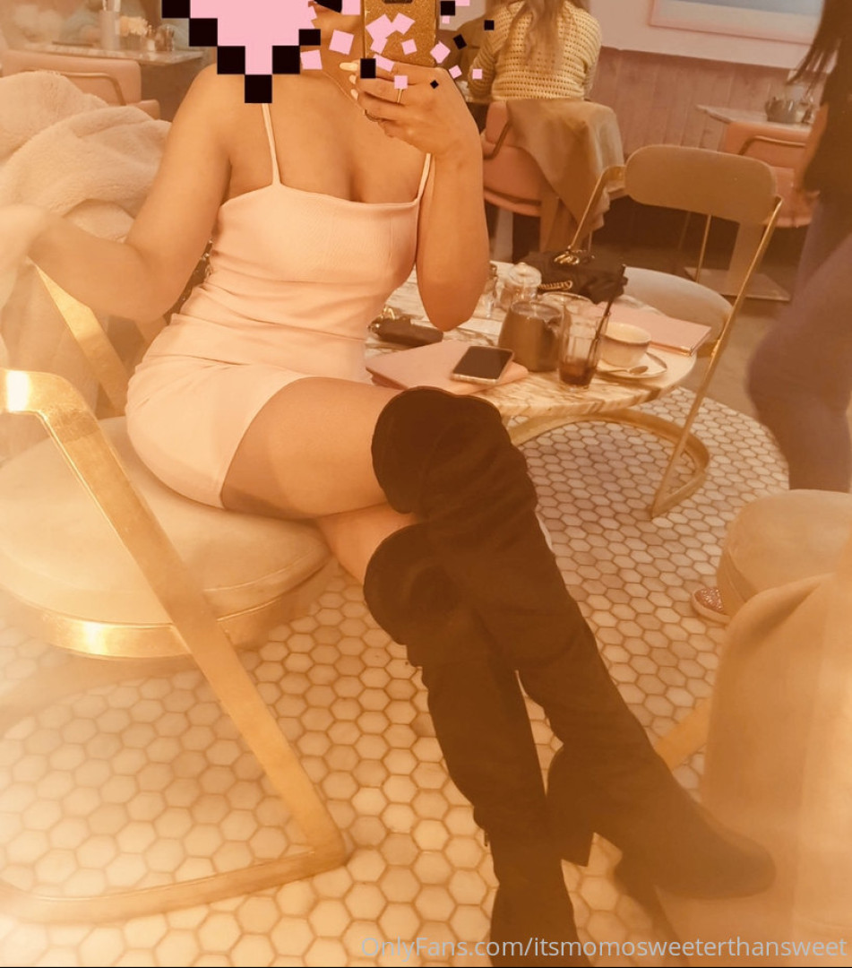 Photo by itsmomosweeterthansweet published on July 11,2023 21:35:06 - BestThots