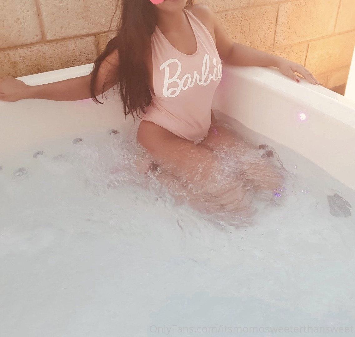 Photo by itsmomosweeterthansweet published on July 11,2023 21:36:59 - BestThots