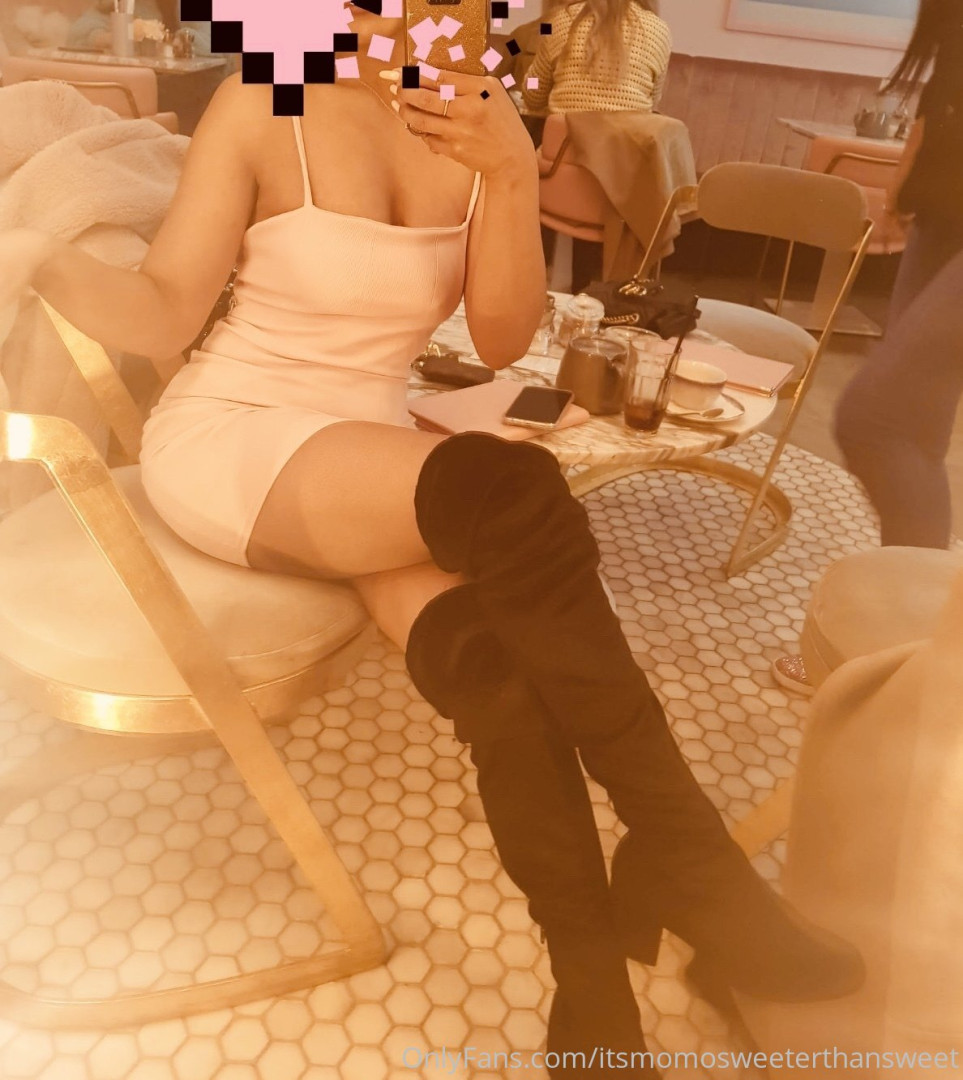 Photo by itsmomosweeterthansweet published on July 11,2023 21:39:59 - BestThots
