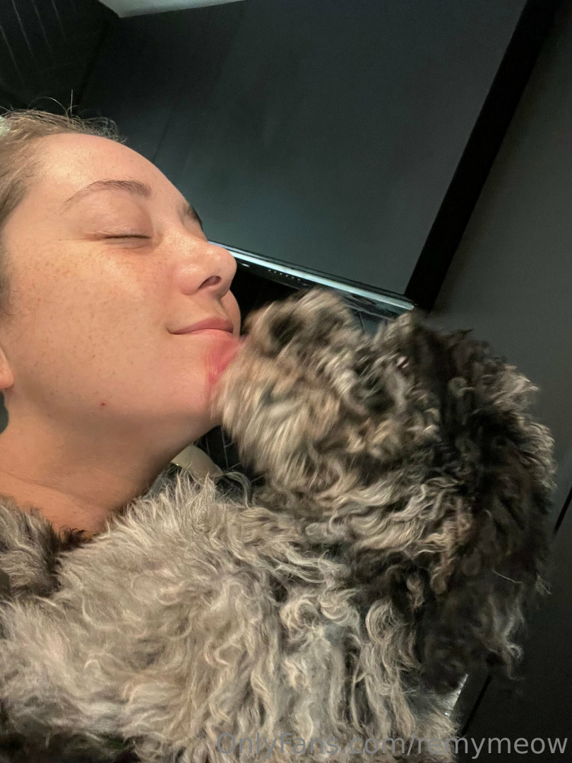 Photo by remymeow published on August 16,2023 19:00:12 - BestThots