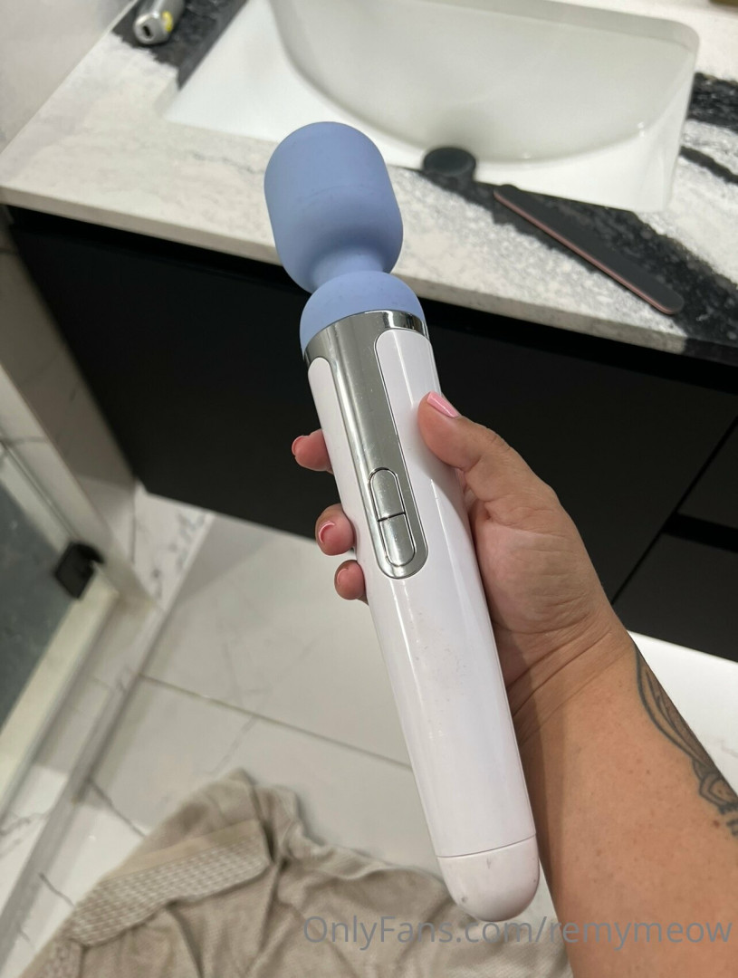 Photo by remymeow published on October 16,2023 13:37:05 - BestThots