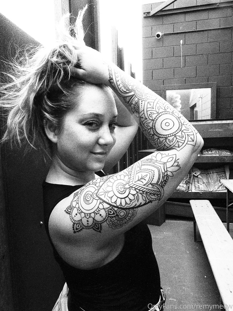 Photo by remymeow published on October 16,2023 13:56:18 - BestThots