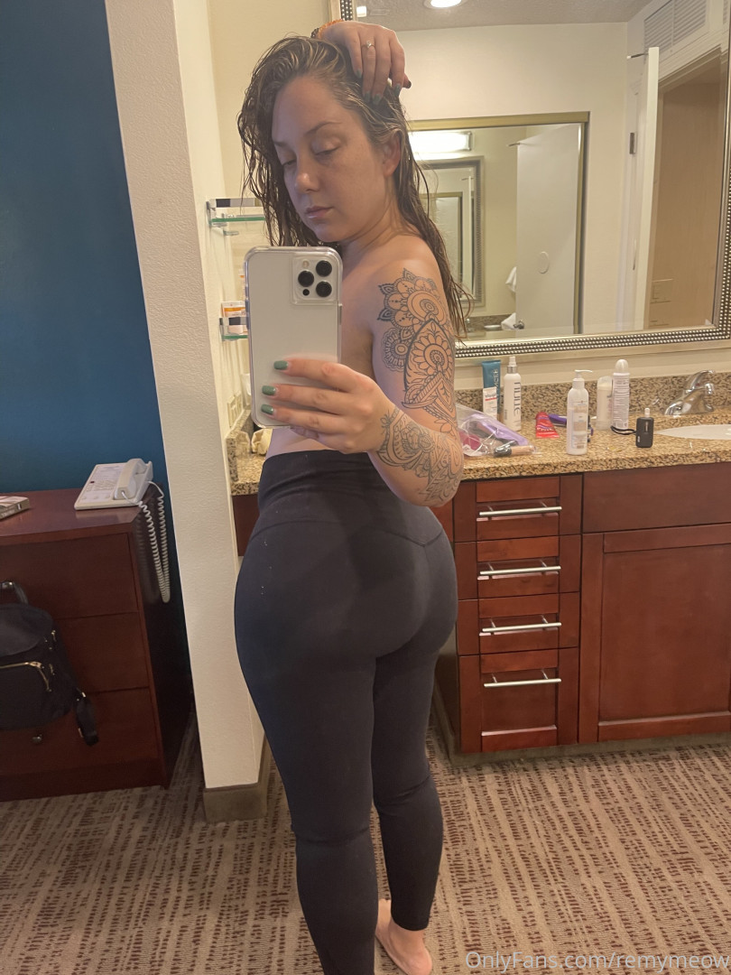 Photo by remymeow published on October 16,2023 14:11:02 - BestThots