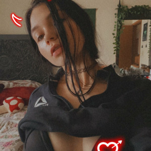estherlynnriefree #2495175