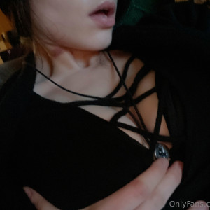 estherlynnriefree #2495178