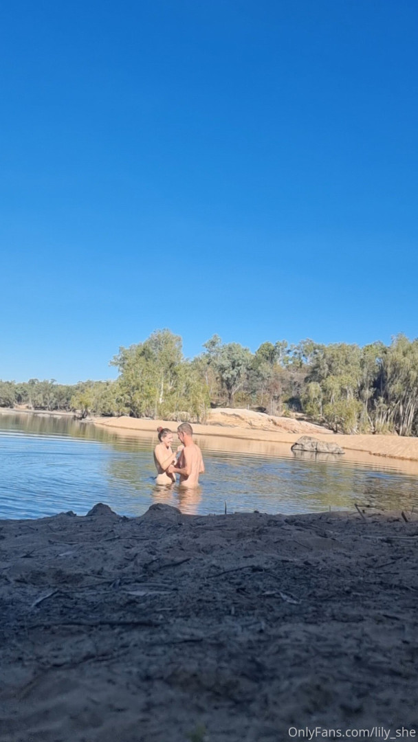 Photo by lily_she published on October 15,2023 22:36:56 - BestThots