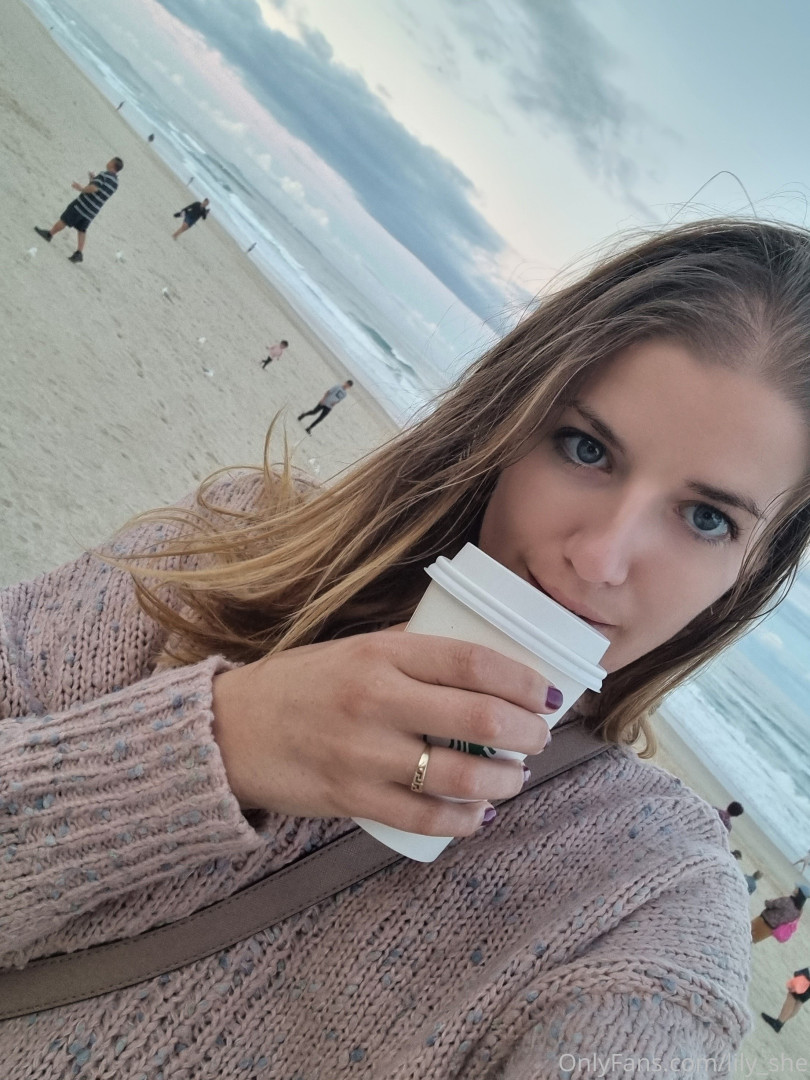 Photo by lily_she published on October 15,2023 22:50:21 - BestThots