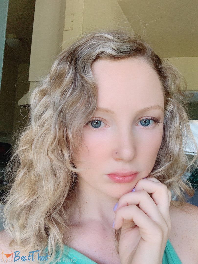 Photo by madisonjoxo published on December 13,2024 19:02:51 - BestThots