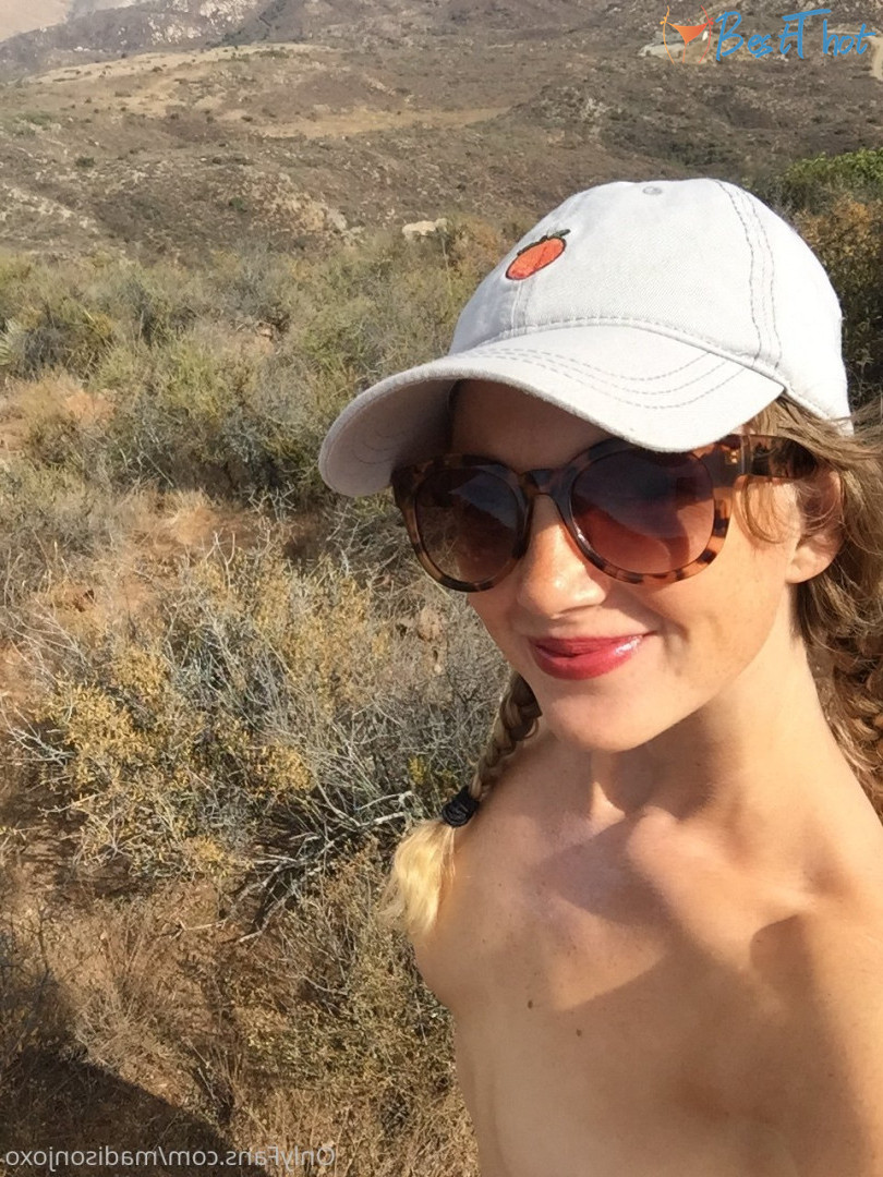 Photo by madisonjoxo published on December 13,2024 19:05:07 - BestThots