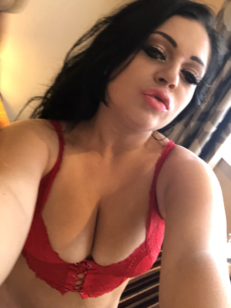 Photo by cataliavalentin published on June 10,2023 18:55:47 - BestThots