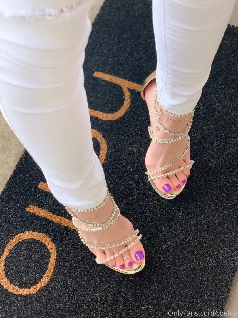 Photo by toeluxx published on May 16,2023 16:25:01 - BestThots