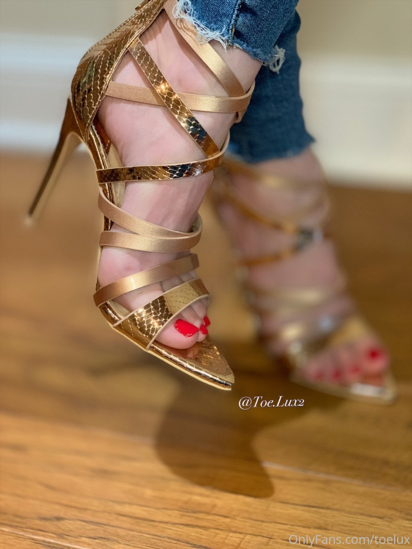 Photo by toeluxx published on May 16,2023 16:25:07 - BestThots