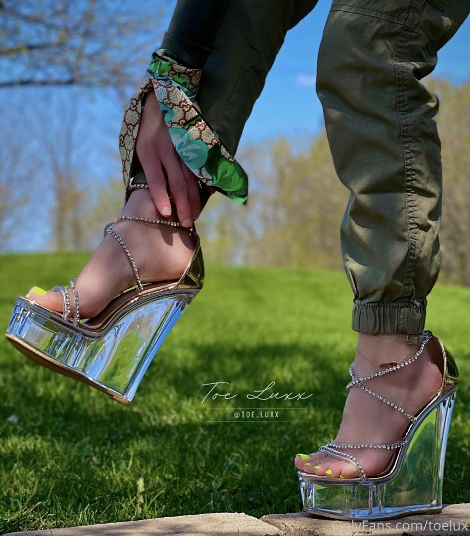 Photo by toeluxx published on May 16,2023 16:25:17 - BestThots