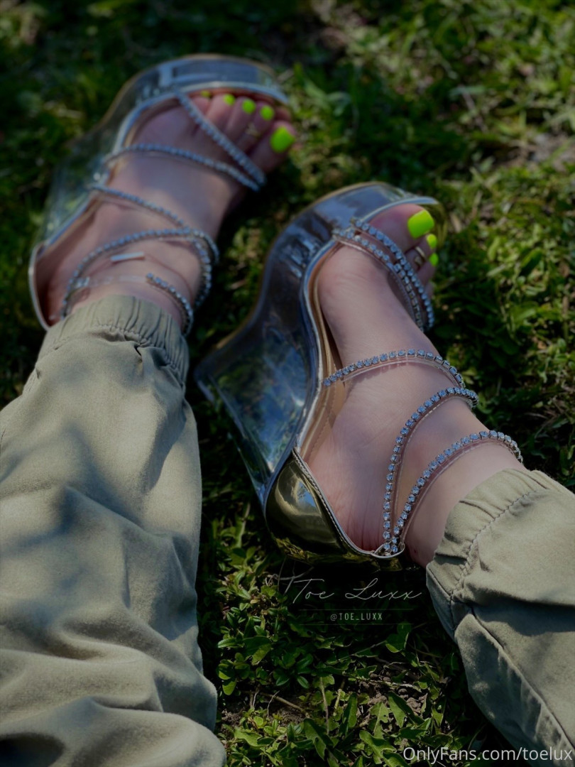 Photo by toeluxx published on May 16,2023 16:25:38 - BestThots