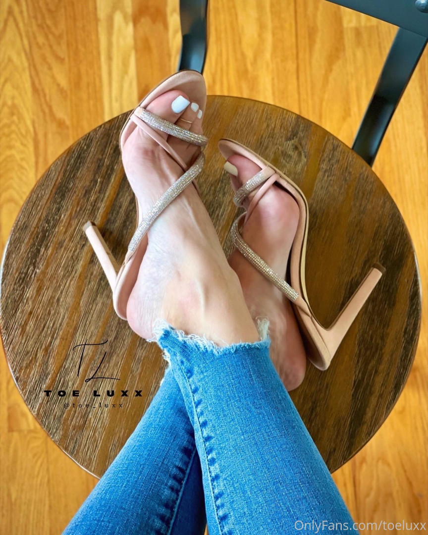 Photo by toeluxx published on May 16,2023 16:26:39 - BestThots