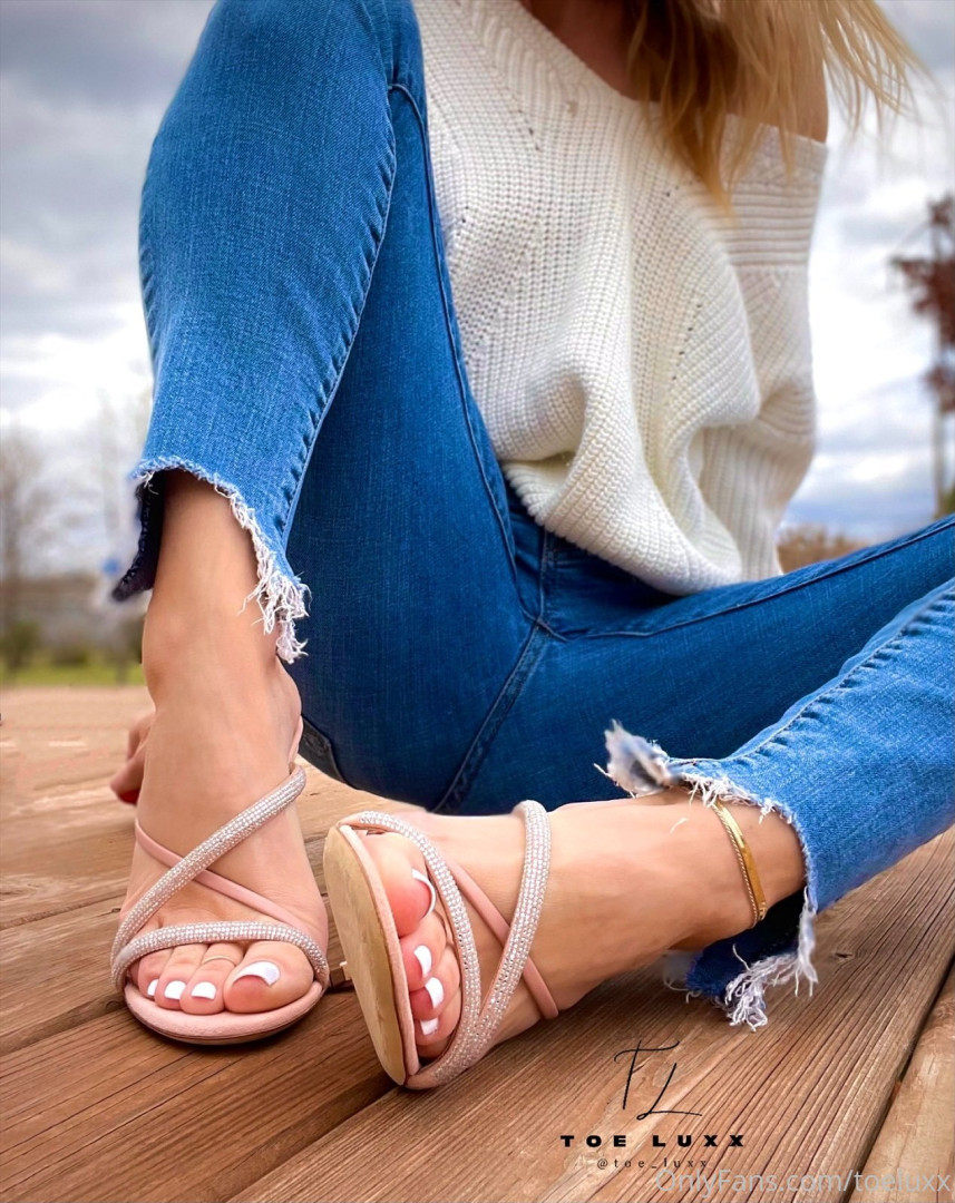 Photo by toeluxx published on May 16,2023 16:26:55 - BestThots