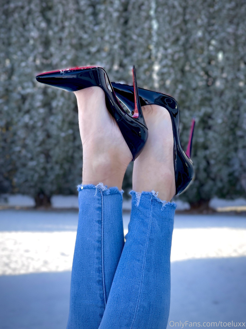 Photo by toeluxx published on May 16,2023 16:27:02 - BestThots