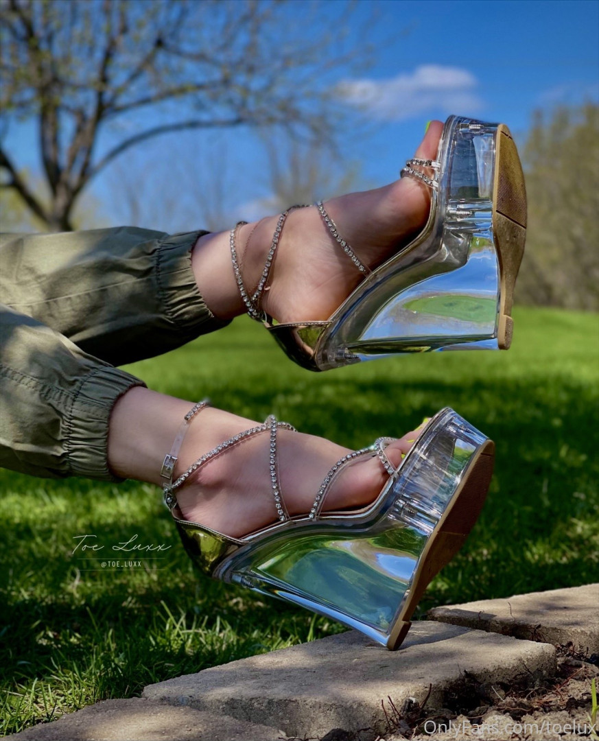 Photo by toeluxx published on May 16,2023 16:28:26 - BestThots