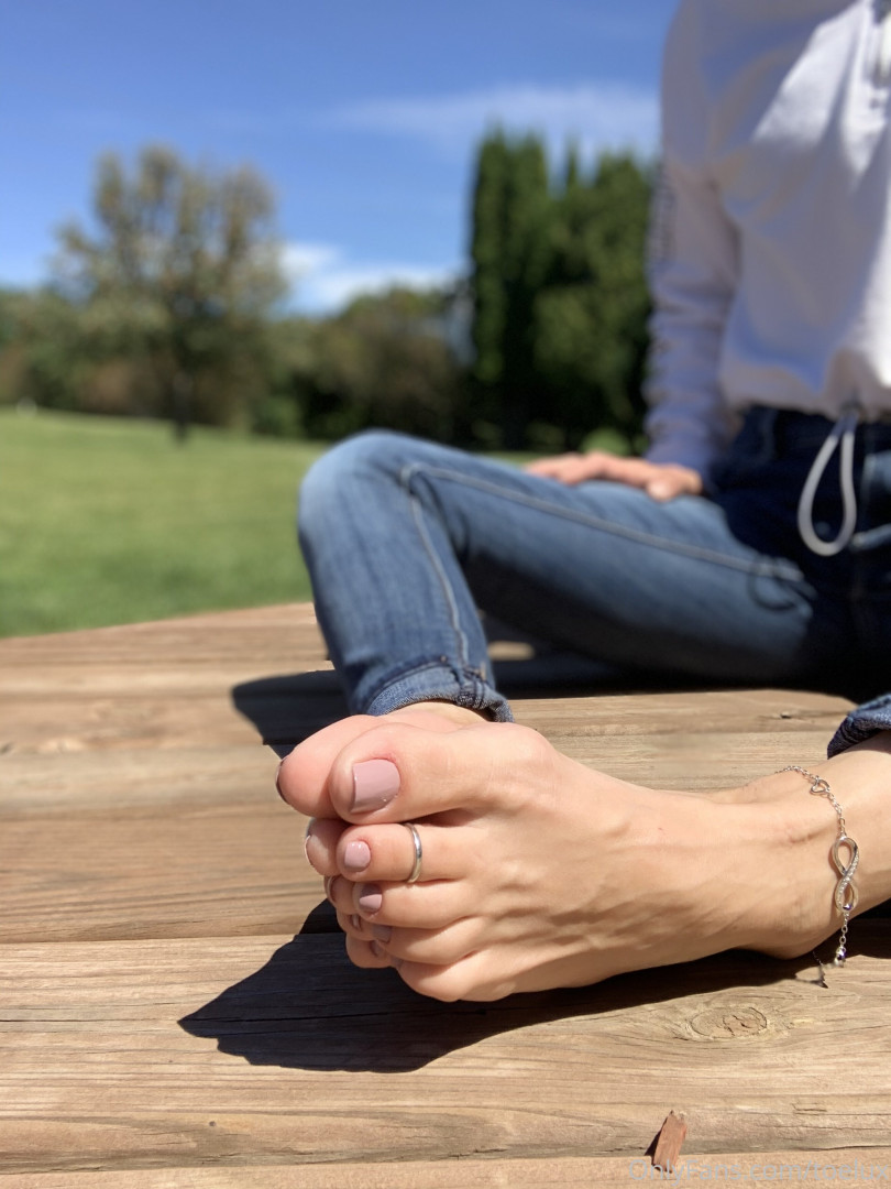 Photo by toeluxx published on May 16,2023 16:28:51 - BestThots