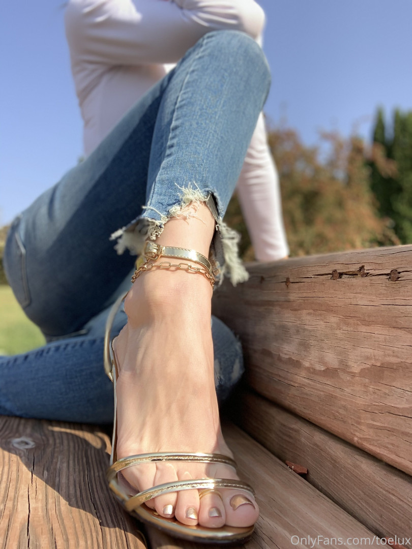 Photo by toeluxx published on May 16,2023 16:29:35 - BestThots