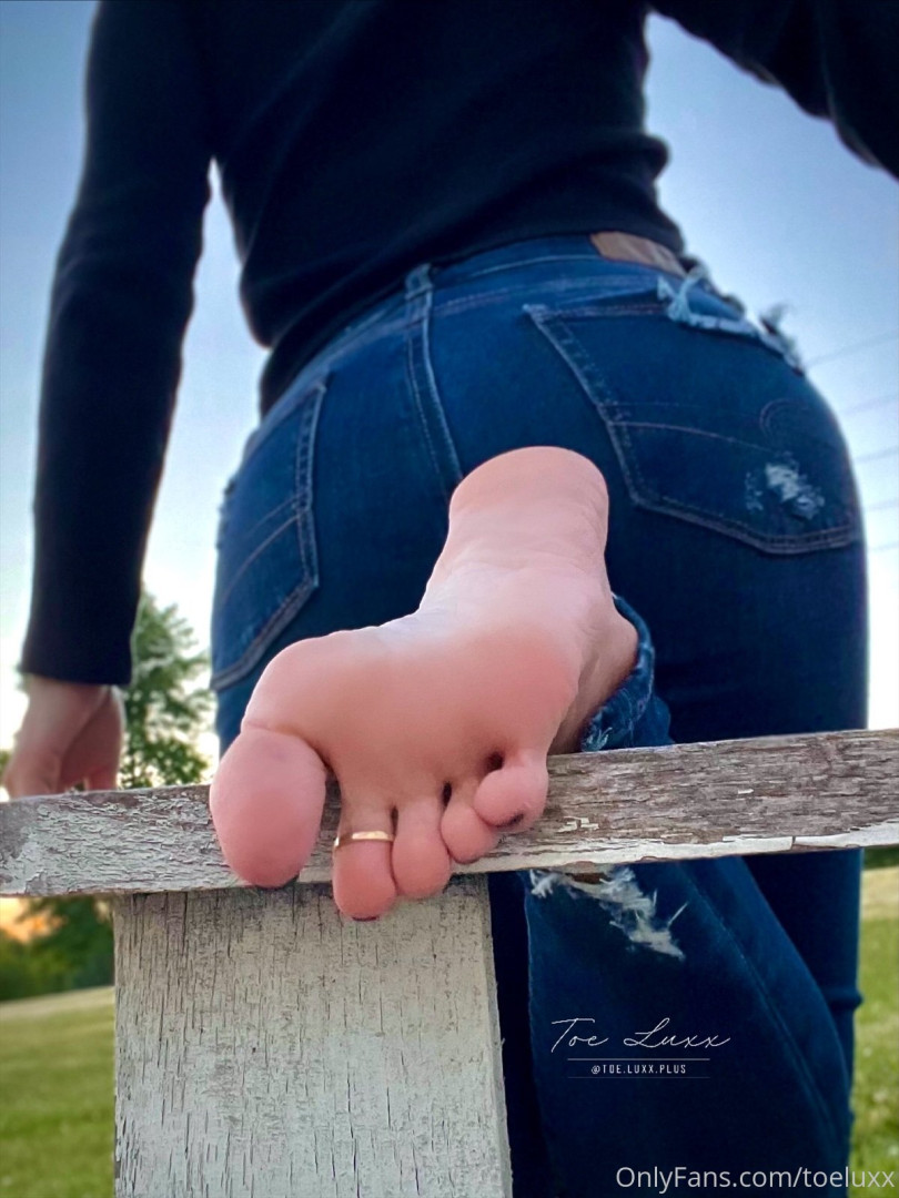 Photo by toeluxx published on May 16,2023 16:31:07 - BestThots