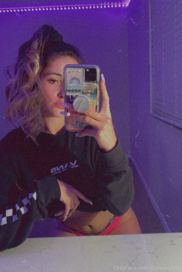 Photo by princesslilxo published on October 16,2023 04:30:04 - BestThots