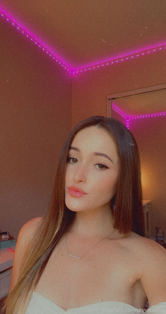 Photo by princesslilxo published on October 16,2023 04:43:13 - BestThots