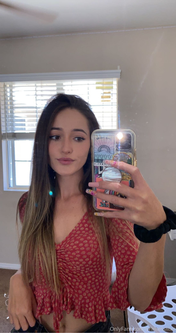Photo by princesslilxo published on October 16,2023 04:50:50 - BestThots
