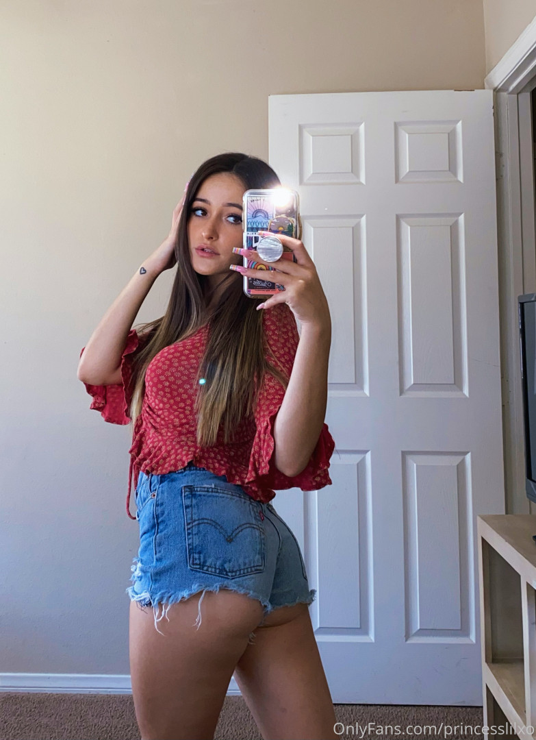 Photo by princesslilxo published on October 16,2023 05:06:46 - BestThots