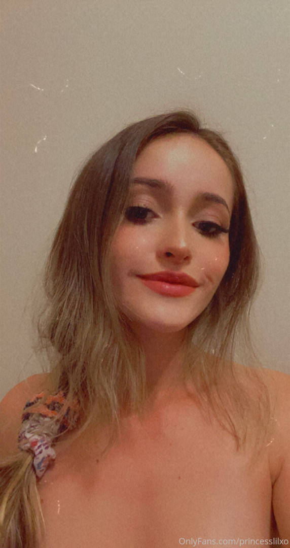 Photo by princesslilxo published on October 16,2023 06:55:01 - BestThots