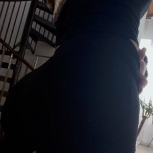 alyssamarkey #8373911